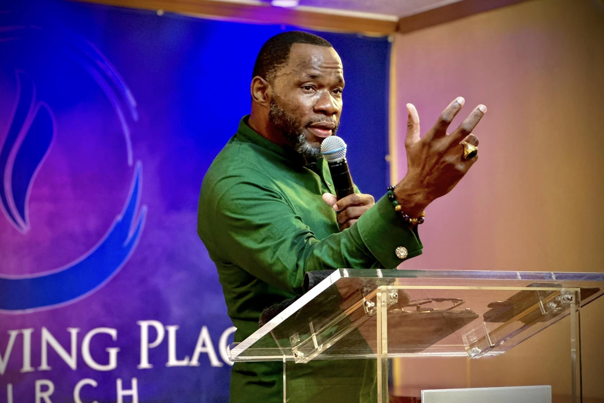 Tim R Newton Ministries image gallery
