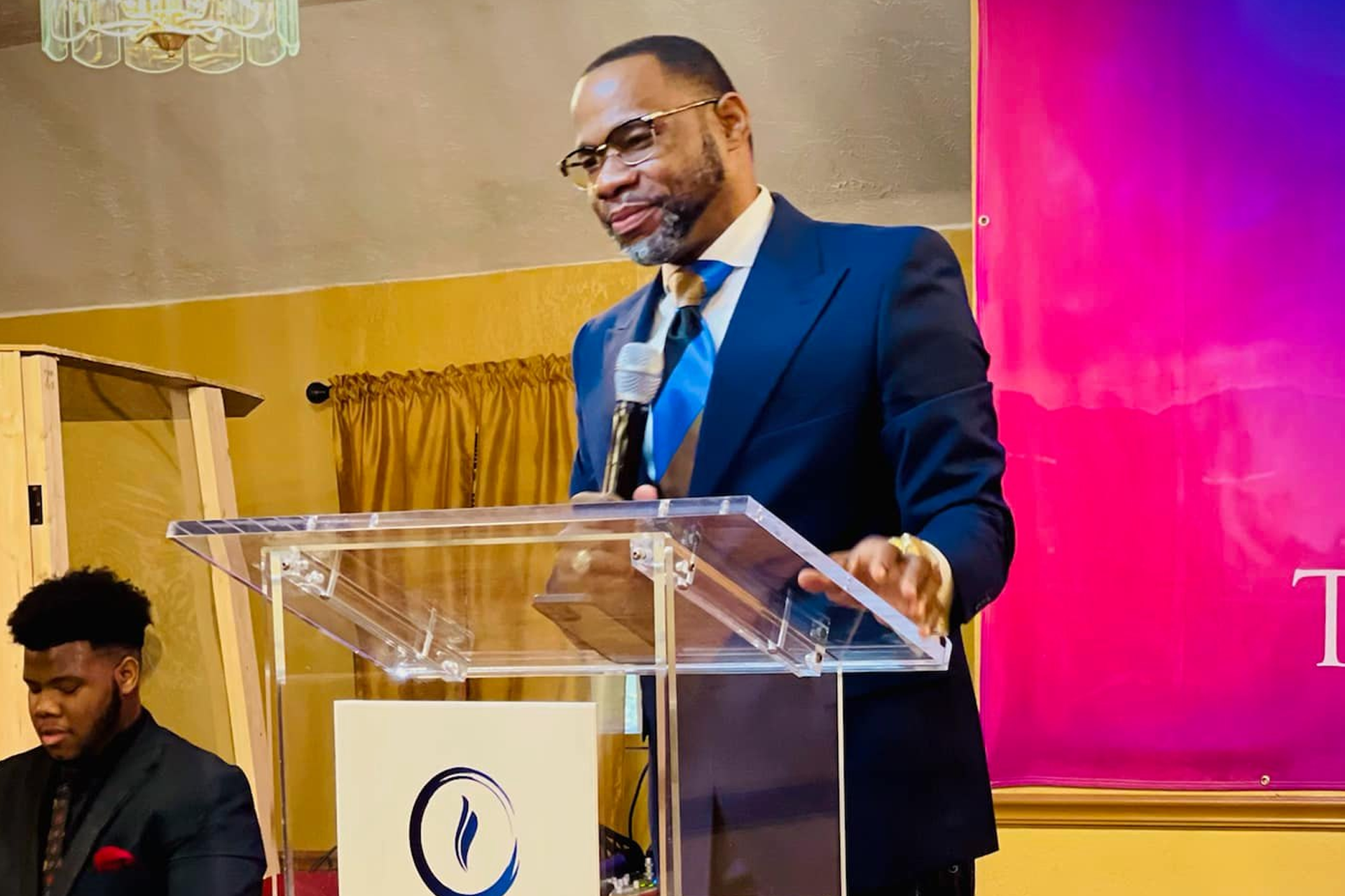 Tim R Newton Ministries image gallery